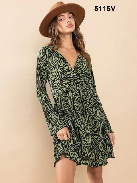 VESTIDO PLIZADOS NEGROS, MNG LARGA